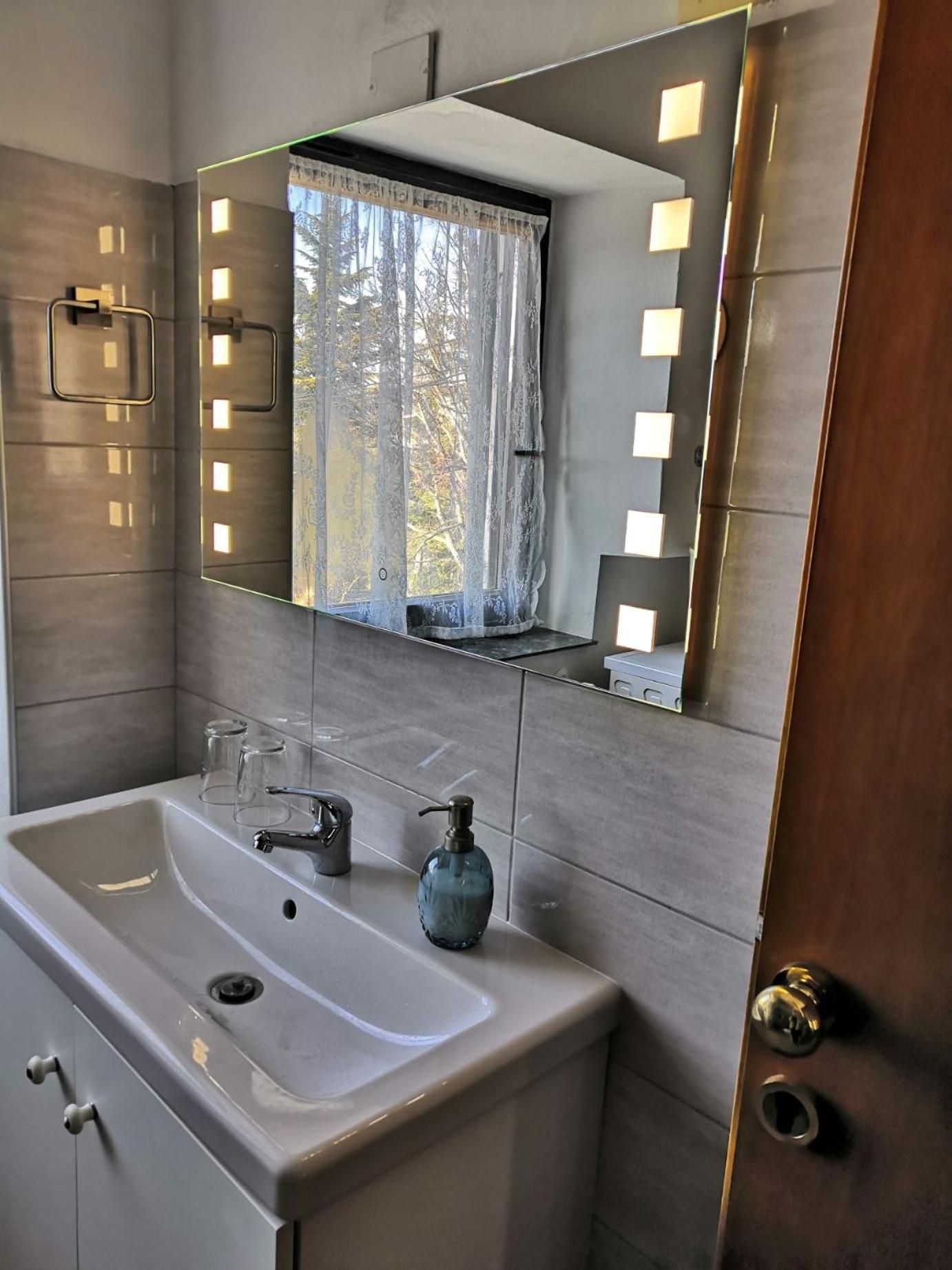 Rosemarin Apartment Копер Екстериор снимка